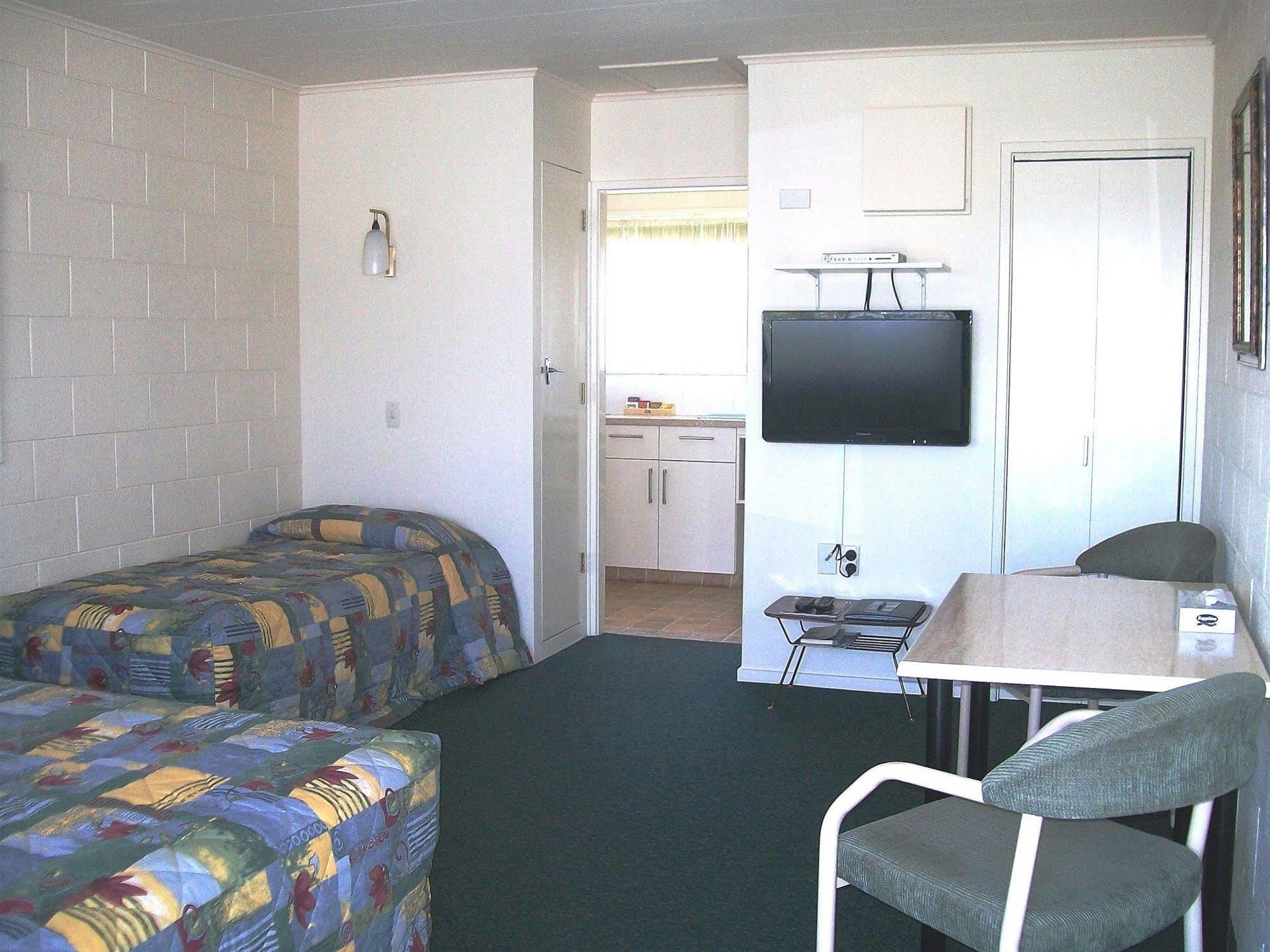 Cedar Court Motel Napier Buitenkant foto