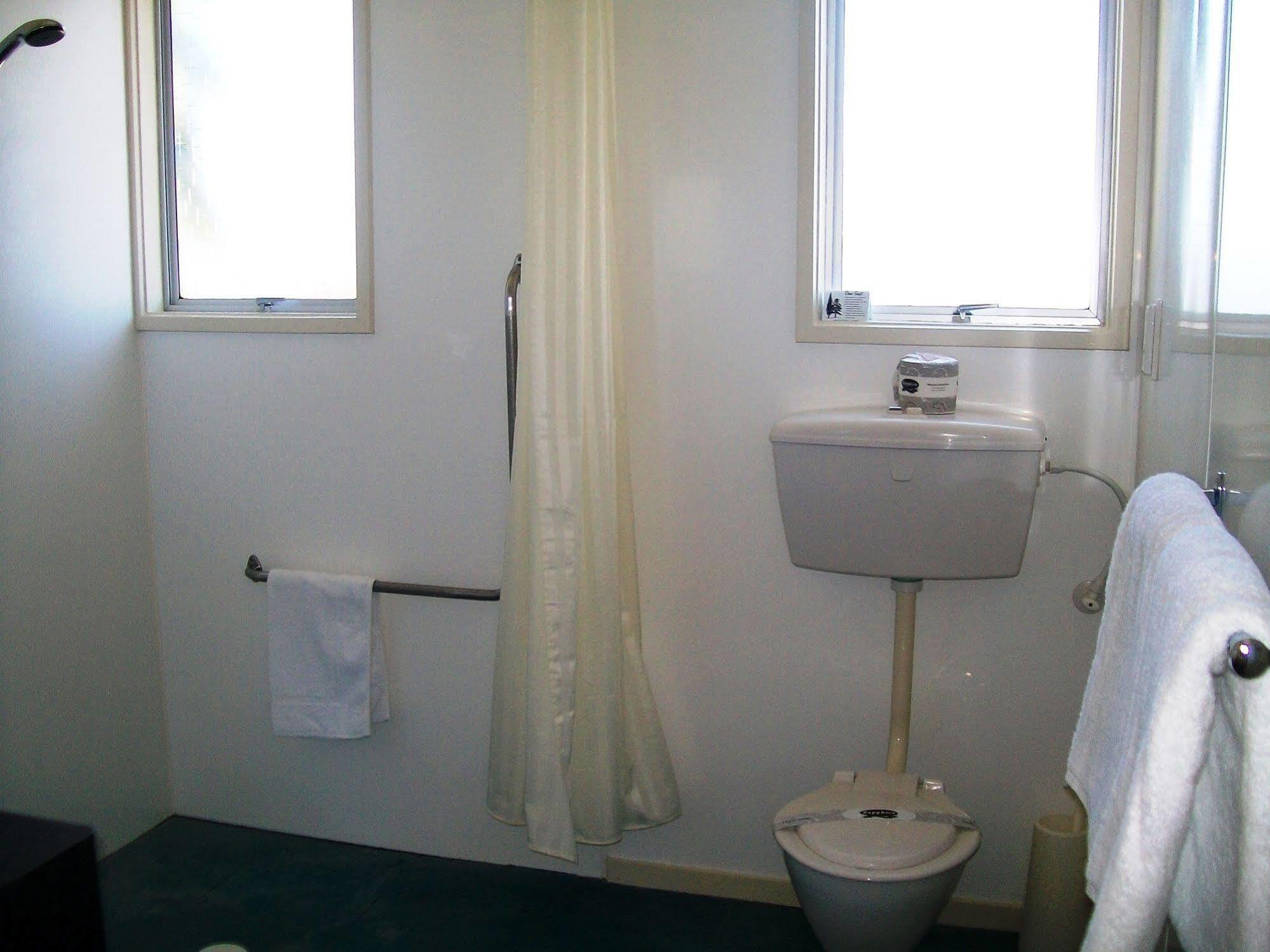 Cedar Court Motel Napier Buitenkant foto