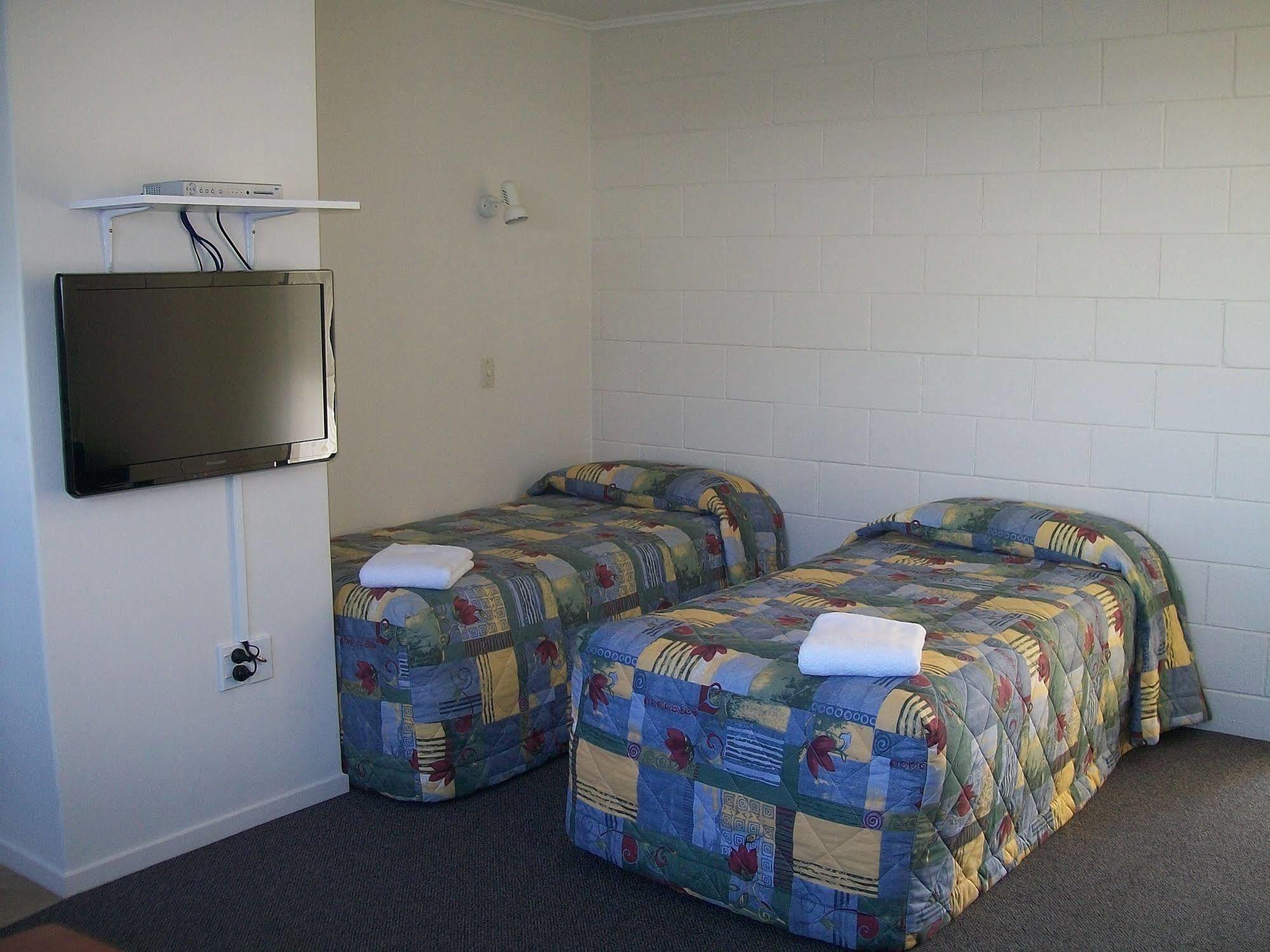 Cedar Court Motel Napier Buitenkant foto
